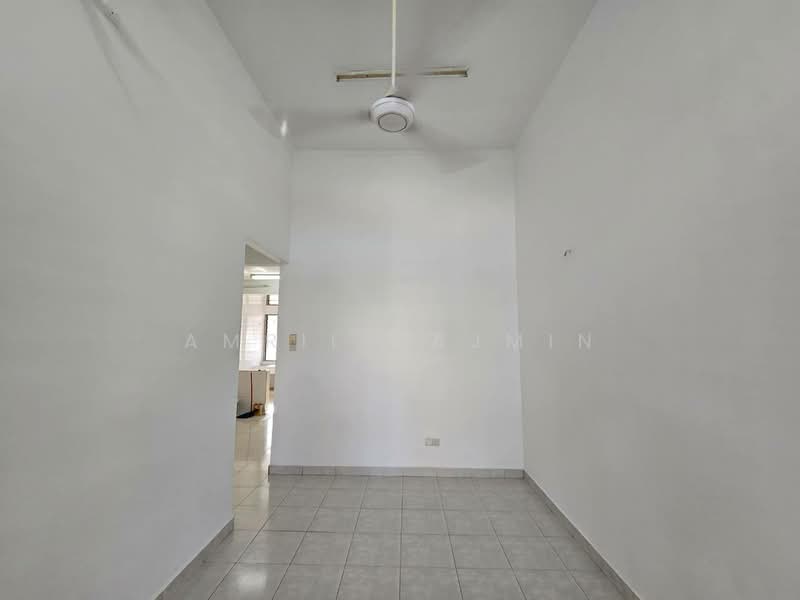 1-storey Terraced House for Sale in Bandar Bukit Raja (Klang) - Amril Najmin - PropertyGuru.com.my