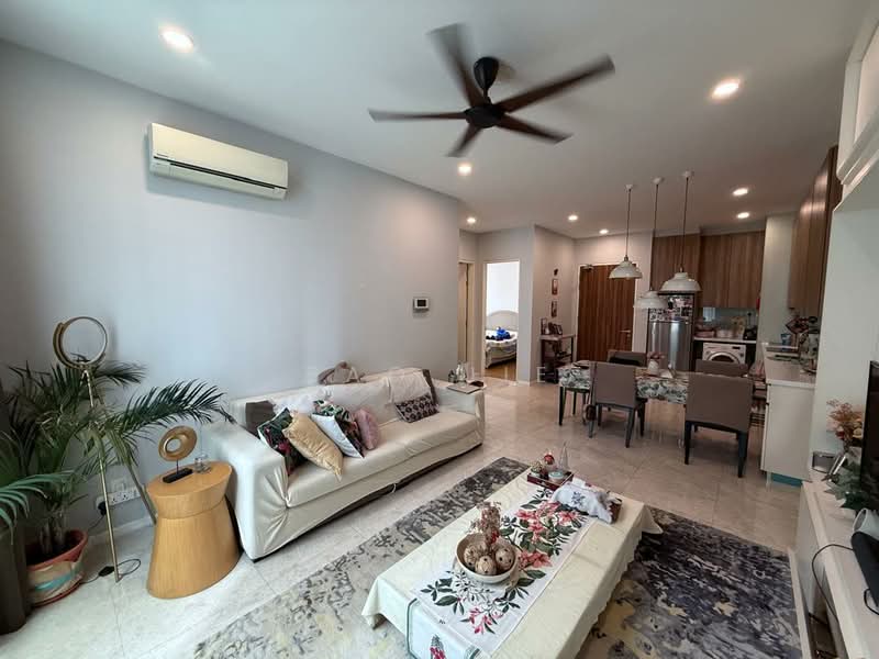 Condominium for Sale at The Manhattan - Bao Jie - Living Room - PropertyGuru.com.my