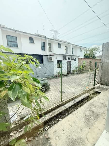 2-storey Terraced House for Sale in Johor Bahru (Johor) - Han Yong Ang - Exterior - PropertyGuru.com.my