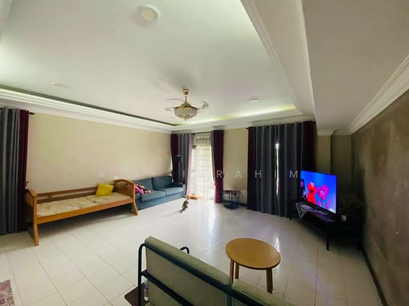 Condominium for Sale at Tiara Ampang - Azli Ibrahim - Living Room - PropertyGuru.com.my