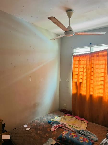 Rumah Teres untuk Dijual di Taman Selayang Utama (Selayang) - Nick Law - Bedroom - PropertyGuru.com.my