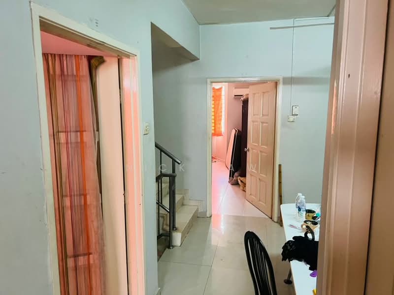 Rumah Teres untuk Dijual di Taman Selayang Utama (Selayang) - Nick Law - Corridor - PropertyGuru.com.my