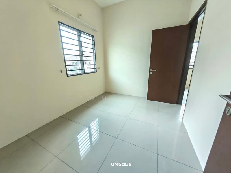 Rumah Berkembar untuk Dijual di Taman Sri Andalas (Klang) - Tom Lee - PropertyGuru.com.my