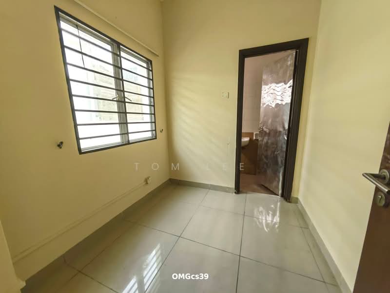 Rumah Berkembar untuk Dijual di Taman Sri Andalas (Klang) - Tom Lee - PropertyGuru.com.my