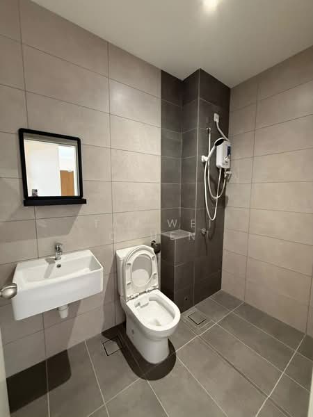 Servis Apartment untuk Disewa di The Parque Residences - Tan Wei Chuen - Bathroom - PropertyGuru.com.my