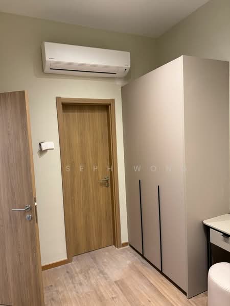 Servis Apartment untuk Disewa di Armani Raja Uda - Joseph Wong - Bedroom - PropertyGuru.com.my
