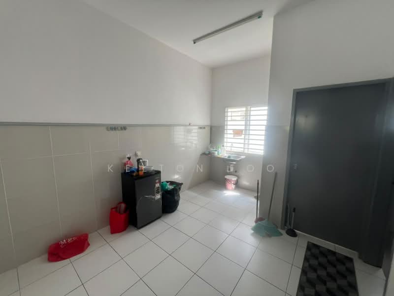 Rumah Teres 2 Tingkat untuk Dijual di Taman Sari Alamanda (Serendah) - Kelton Foo - Kitchen - PropertyGuru.com.my