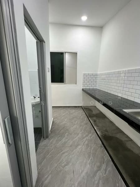 Rumah Teres 1 Tingkat untuk Dijual di Senai (Johor) - Janice Yong - Kitchen - PropertyGuru.com.my