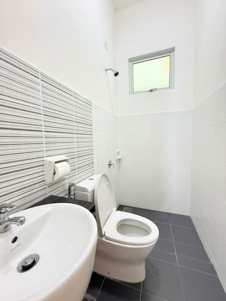 Rumah Teres 2 Tingkat untuk Dijual di Gerbang Nusajaya (Iskandar Puteri (Nusajaya)) - Tommy Tai - Bathroom - PropertyGuru.com.my