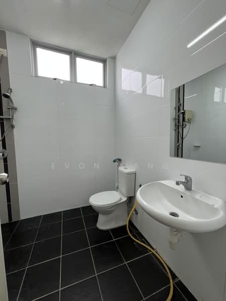 Kondominium untuk Dijual di Meridien Residence - Evon Kang - Bathroom - PropertyGuru.com.my