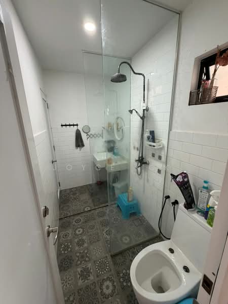 2-storey Terraced House for Sale in Taman Puncak Jalil (Seri Kembangan) - Joyce Kok - Bathroom - PropertyGuru.com.my