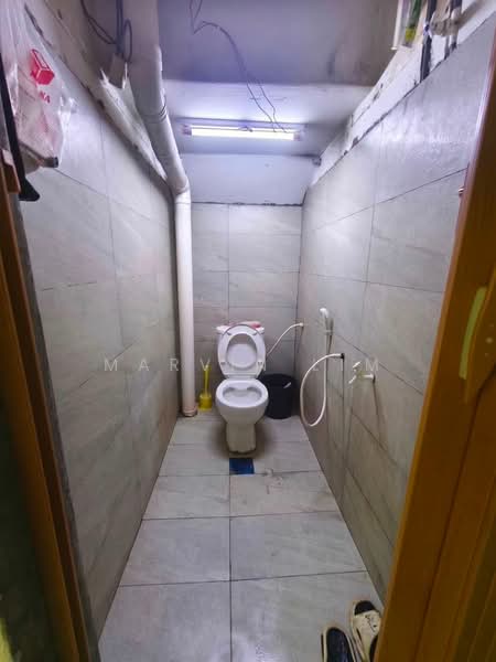 Rumah Teres 2 Tingkat untuk Dijual di Taman Johor Jaya (Johor Bahru) - Marvin Lim - Bathroom - PropertyGuru.com.my