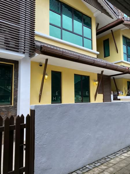 Townhouse for Sale in Bandar Tun Hussein Onn (Cheras) - Kweenie Chong - Exterior - PropertyGuru.com.my
