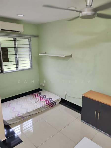 Rumah Teres 2 Tingkat untuk Dijual di Taman Daya (Kepong) - Zahier Firza - Bedroom - PropertyGuru.com.my