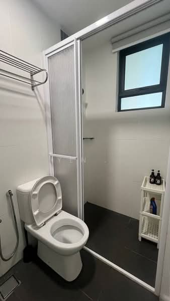 Service Residence for Rent at D'Wharf Residence - Yen . - Bathroom - PropertyGuru.com.my