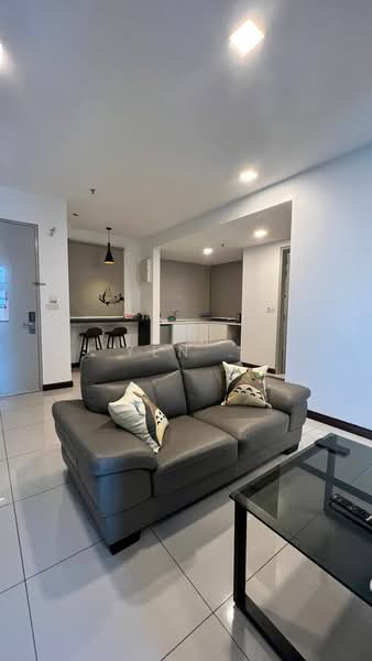 Service Residence for Rent at D'Wharf Residence - Yen . - Living Room - PropertyGuru.com.my