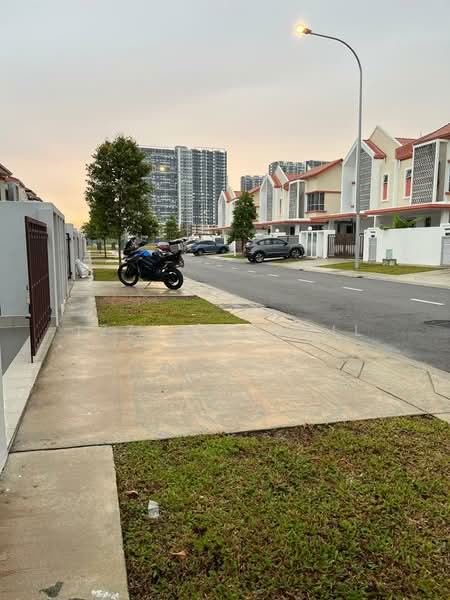 Rumah Berkembar untuk Disewa di Alam Sari (Bangi) - Izzati Ismil - PropertyGuru.com.my