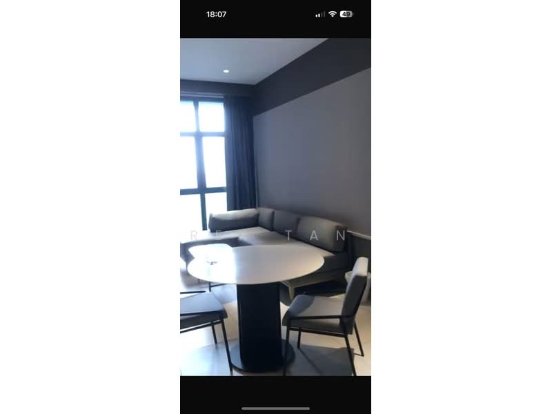 Servis Apartment untuk Disewa di Millerz Square Serviced Residence - Rex Tan - Living Room - PropertyGuru.com.my