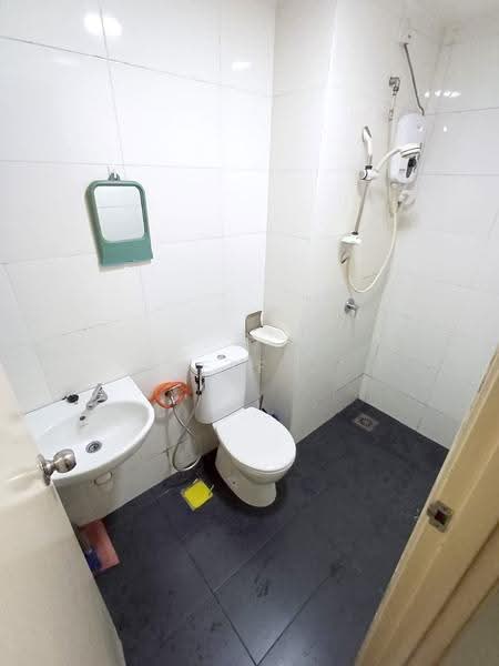 Service Residence for Rent at Vista Alam - Jeff . - Bathroom - PropertyGuru.com.my