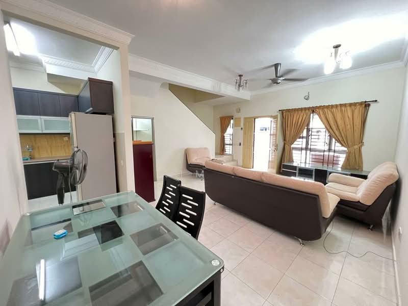 2-storey Terraced House for Rent in Setia Tropika (Johor Bahru) - Kim . - Living Room - PropertyGuru.com.my