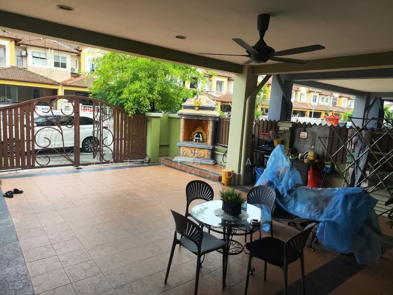 Rumah Teres 2 Tingkat untuk Dijual di Kota Kemuning (Shah Alam) - Jaleela Banu Ahmad - Exterior - PropertyGuru.com.my