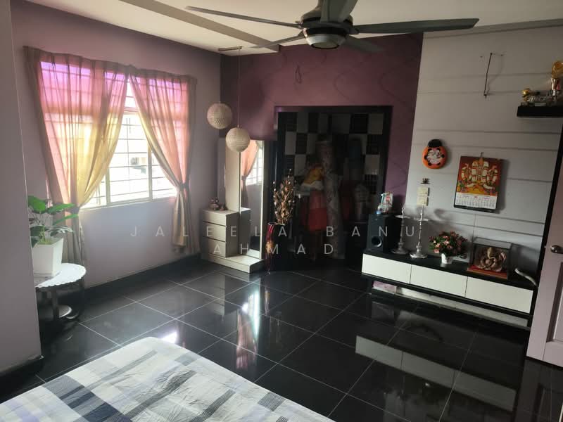 Rumah Teres 2 Tingkat untuk Dijual di Kota Kemuning (Shah Alam) - Jaleela Banu Ahmad - Bedroom - PropertyGuru.com.my
