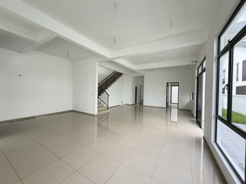 Cluster House for Sale in Horizon Hills (Iskandar Puteri (Nusajaya)) - Sarah Shaffi - Living Room - PropertyGuru.com.my