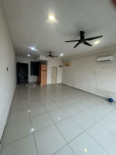 Servis Apartment untuk Disewa di Palazio - Aaron How - Living Room - PropertyGuru.com.my