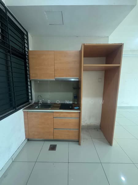 Servis Apartment untuk Disewa di Palazio - Aaron How - Kitchen - PropertyGuru.com.my