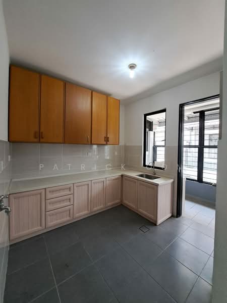 Rumah Teres 2 Tingkat untuk Dijual di Denai Alam (Shah Alam) - Patrick Oon - Kitchen - PropertyGuru.com.my