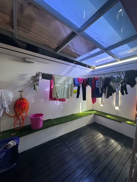 Rumah Berkembar untuk Dijual di Kepong (Kuala Lumpur) - Davis Ong - Balcony - PropertyGuru.com.my