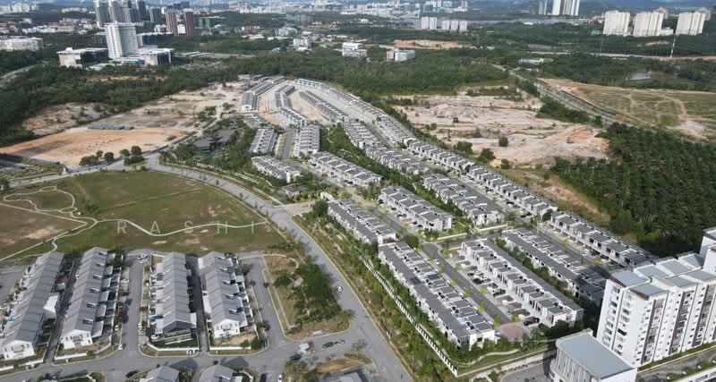 Rumah Teres 2 Tingkat untuk Dijual di Cyberjaya (Selangor) - Rashidah Juremi - Exterior - PropertyGuru.com.my
