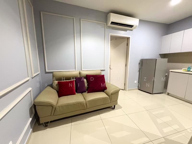 Servis Apartment untuk Disewa di Hyde Tower - Nik Ahmad Muazzam Bin Nik Mazlan - Living Room - PropertyGuru.com.my