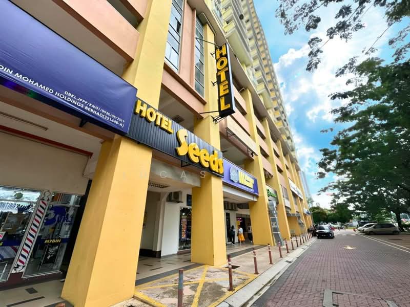 Kondominium untuk Dijual di Platinum Lake PV 12 - Lucas Lim - Exterior - PropertyGuru.com.my