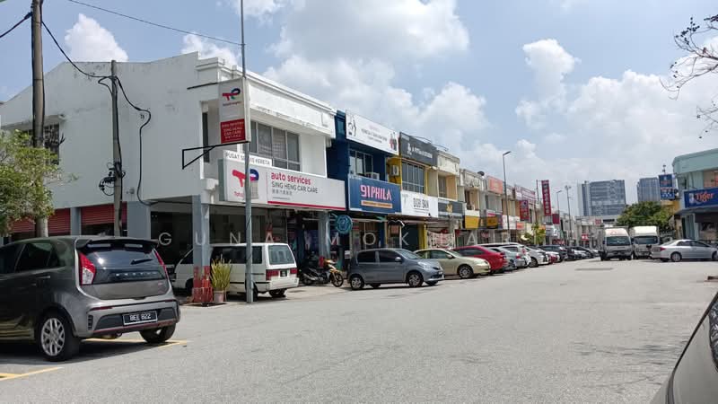 Pejabat untuk Dijual di Bandar Puteri Puchong (Puchong) - Guna Mokhari - Exterior - PropertyGuru.com.my