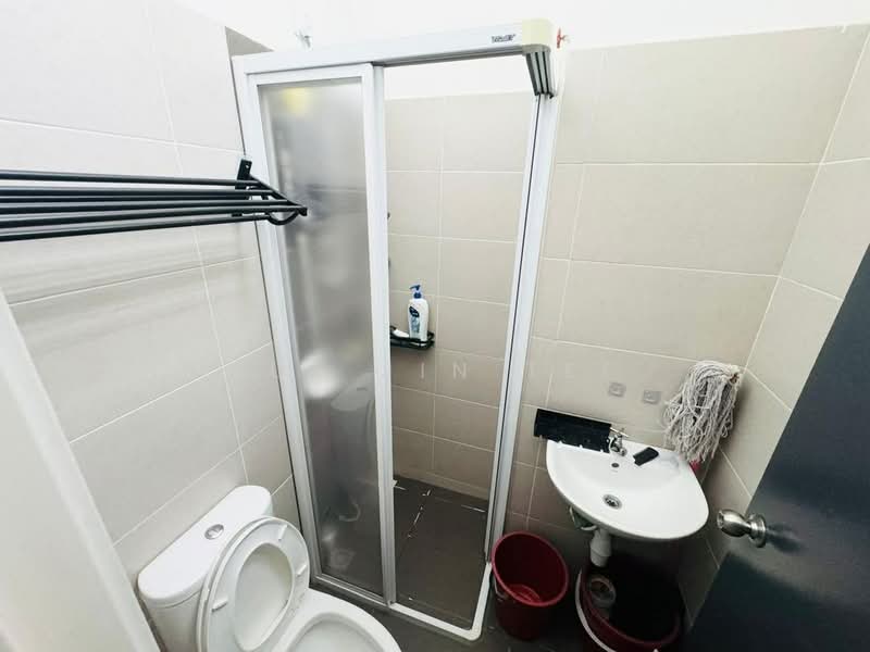2-storey Terraced House for Rent in Johor Bahru (Johor) - Sue Jin Tee - Bathroom - PropertyGuru.com.my