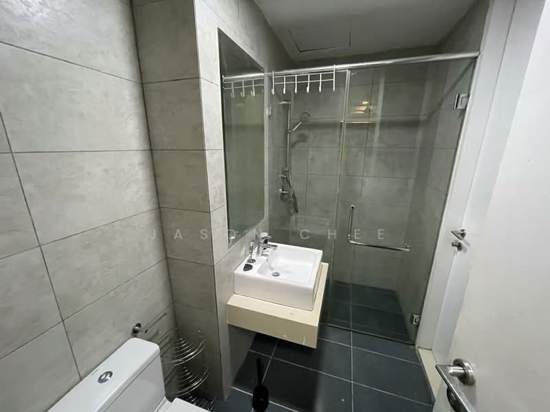 Servis Apartment untuk Disewa di Cascades Residency - Jason Chee - Bathroom - PropertyGuru.com.my