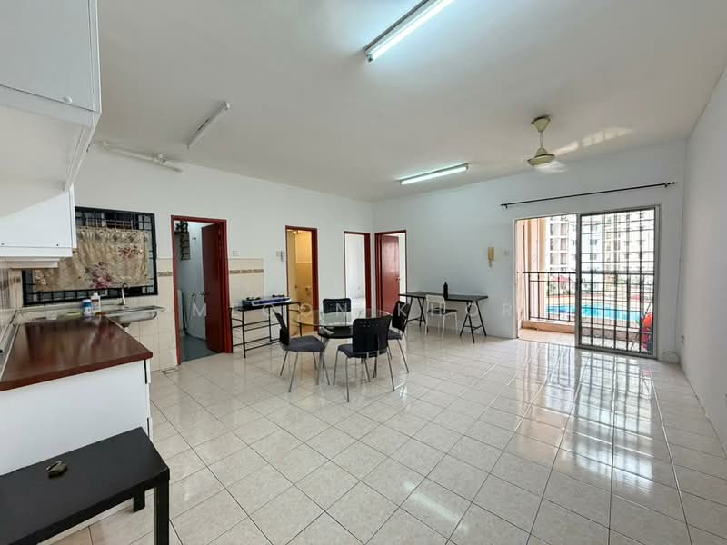Apartment for Rent at Bayu Puteri - Meoon Khor - Living Room - PropertyGuru.com.my