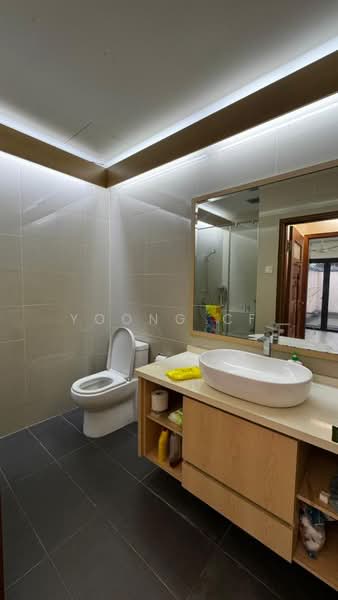 2-storey Terraced House for Sale in Medan Damansara (Damansara Heights) - Yoong CF - Bathroom - PropertyGuru.com.my