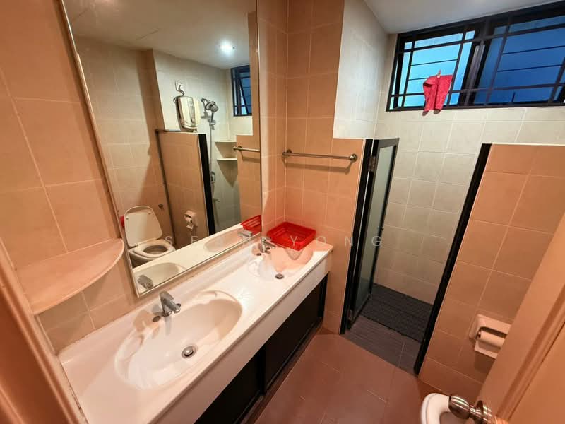 Condominium for Sale at Casa Tropicana - Sean Yong - Bathroom - PropertyGuru.com.my