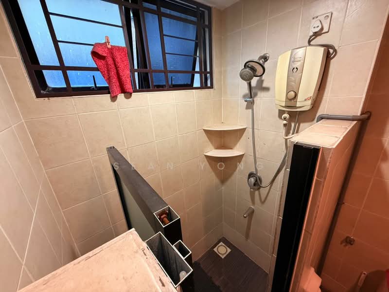 Condominium for Sale at Casa Tropicana - Sean Yong - Bathroom - PropertyGuru.com.my