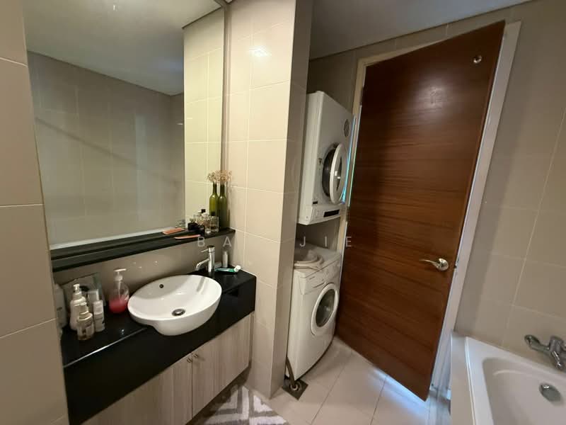 Servis Apartment untuk Dijual di Marc Residence - Bao Jie - Bathroom - PropertyGuru.com.my