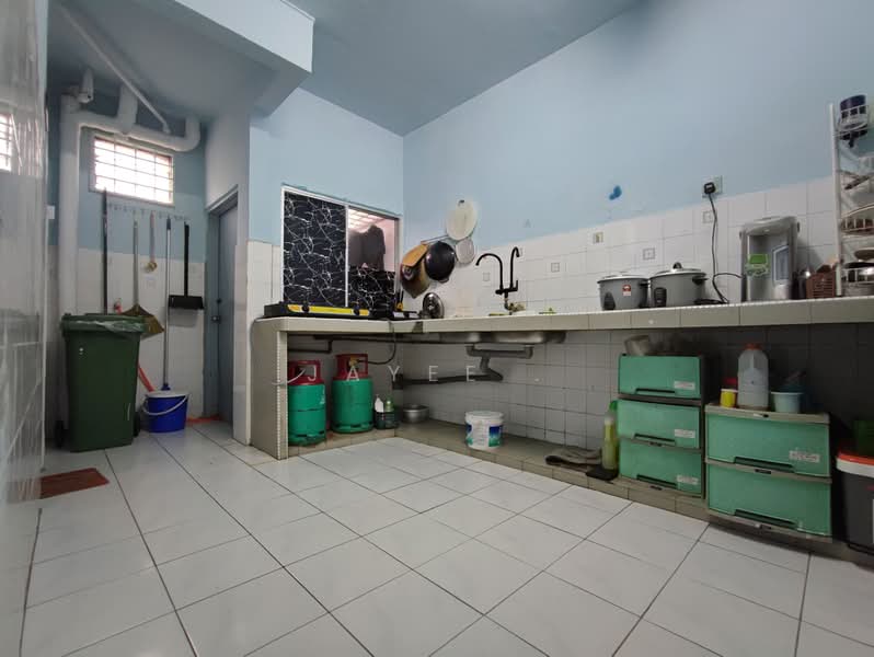 2.5-storey Terraced House for Sale in Taman Cheras Jaya (Cheras) - Jayee . - Kitchen - PropertyGuru.com.my