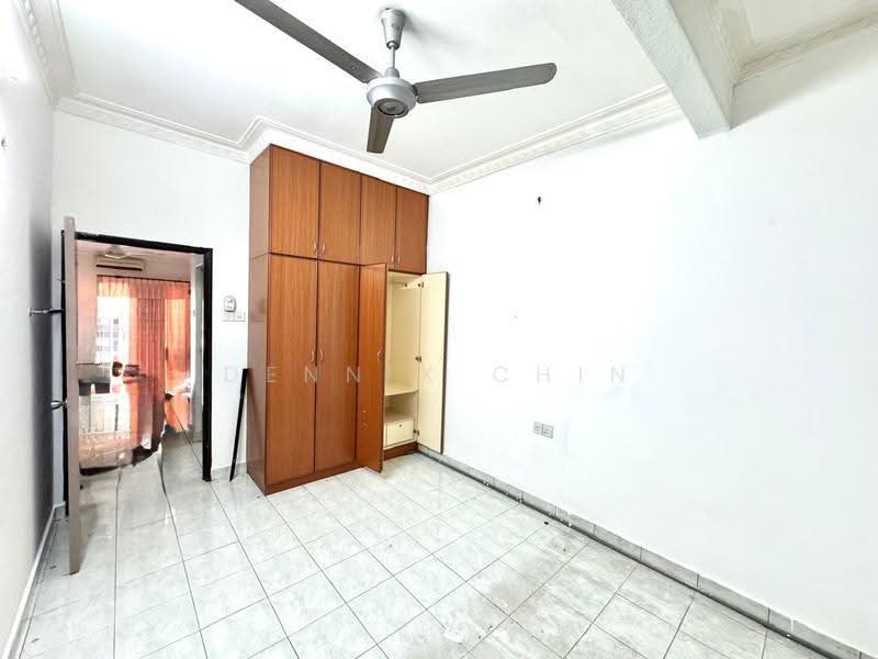 Rumah Bandar untuk Dijual di Taman Lagenda Mas (Cheras) - Dennix Chin - Interior - PropertyGuru.com.my