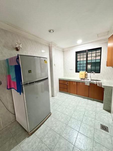Rumah Bandar untuk Dijual di Taman Lagenda Mas (Cheras) - Dennix Chin - Kitchen - PropertyGuru.com.my
