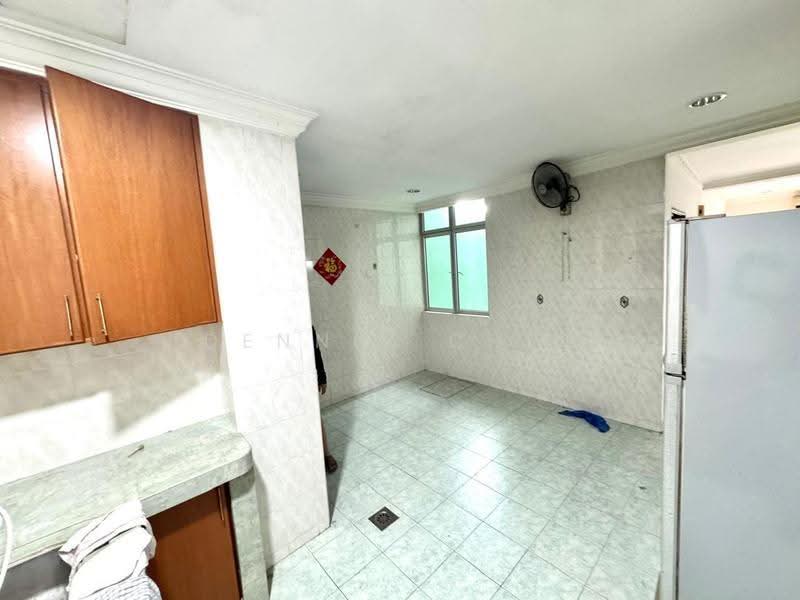 Rumah Bandar untuk Dijual di Taman Lagenda Mas (Cheras) - Dennix Chin - Kitchen - PropertyGuru.com.my