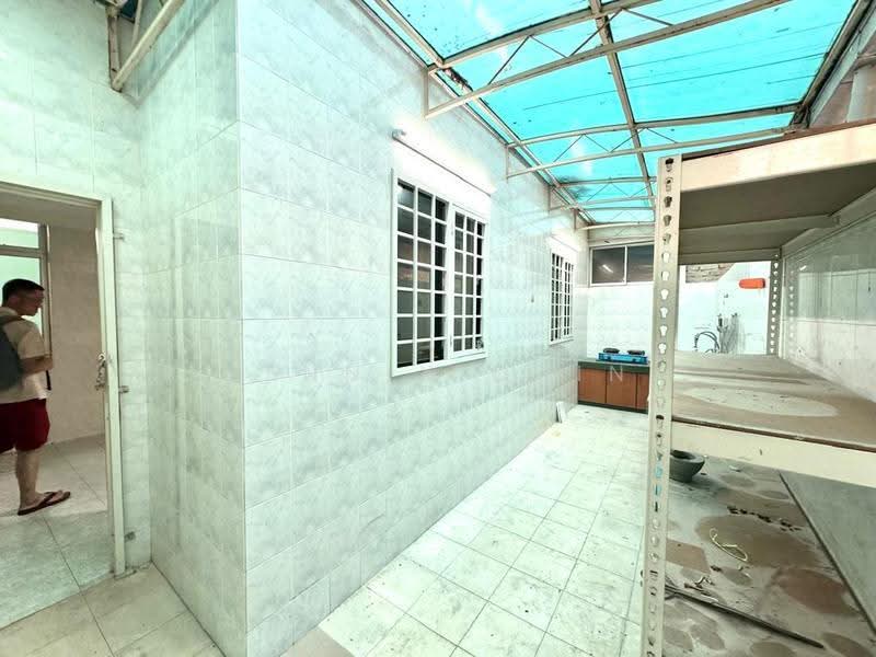 Rumah Bandar untuk Dijual di Taman Lagenda Mas (Cheras) - Dennix Chin - Exterior - PropertyGuru.com.my