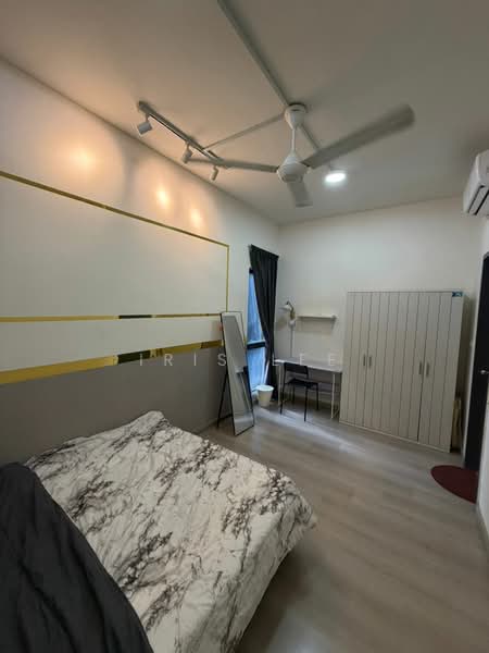 Condominium for Rent at The Holmes 2 - Iris Lee - Bedroom - PropertyGuru.com.my