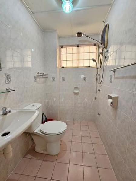Pangsapuri untuk Disewa di Sri Kesidang - Jeff Lai - Bathroom - PropertyGuru.com.my