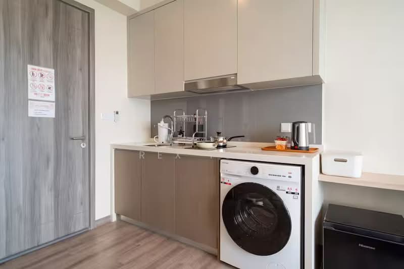 Service Residence for Rent at Agile Bukit Bintang - Rex Tan - Kitchen - PropertyGuru.com.my